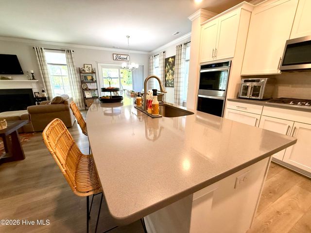 5010 Spring Green Pass, New Bern, NC 28562