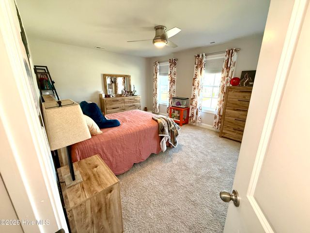 5010 Spring Green Pass, New Bern, NC 28562