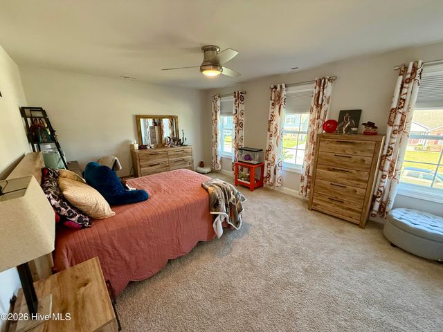 5010 Spring Green Pass, New Bern, NC 28562