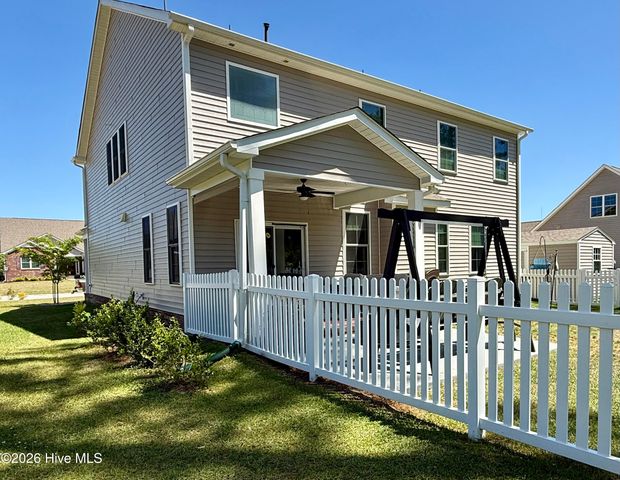 5010 Spring Green Pass, New Bern, NC 28562