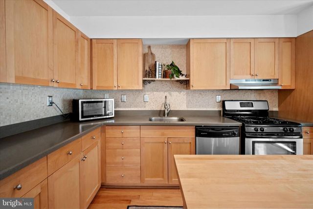 4611 PECHIN ST, Philadelphia, PA 19128