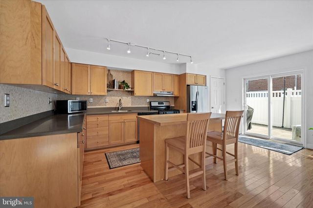 4611 PECHIN ST, Philadelphia, PA 19128