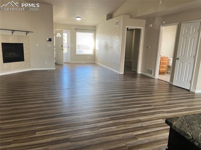 2319 Longhorn Drive, Pueblo, CO 81008