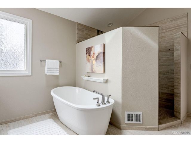 1914 Terrace Dr, Highlands Ranch, CO 80126