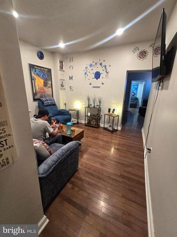 5402 W THOMPSON ST, Philadelphia, PA 19131