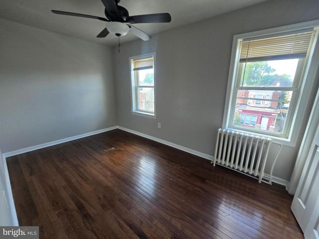 5402 W THOMPSON ST, Philadelphia, PA 19131