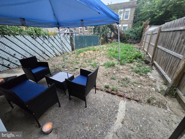 5402 W THOMPSON ST, Philadelphia, PA 19131