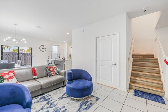 11907 SW 247th Ter, Homestead, FL 33032