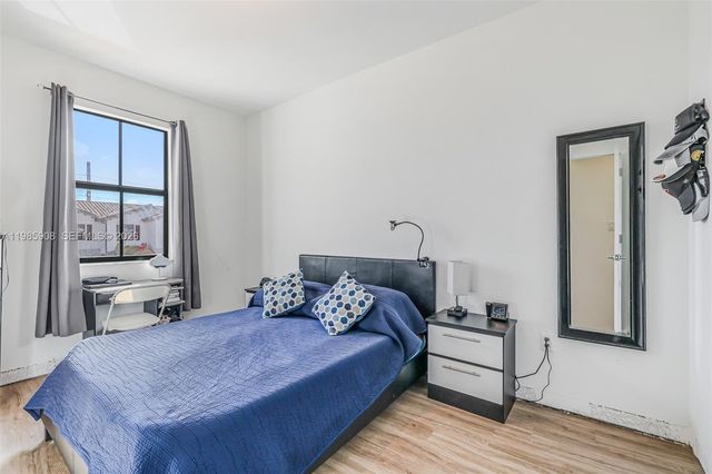 11907 SW 247th Ter, Homestead, FL 33032