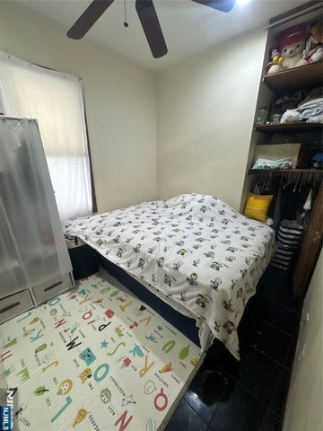 25 Burgess Place, Passaic, NJ 07055