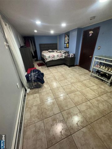 25 Burgess Place, Passaic, NJ 07055