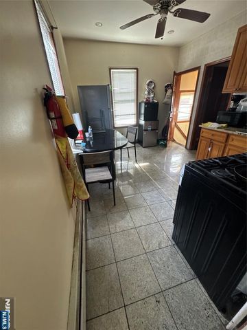 25 Burgess Place, Passaic, NJ 07055