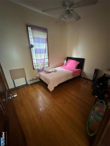 25 Burgess Place, Passaic, NJ 07055