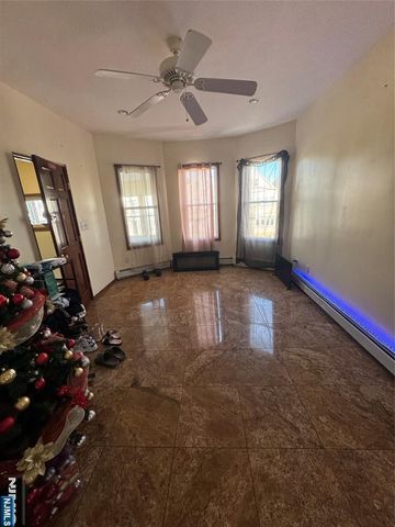 25 Burgess Place, Passaic, NJ 07055