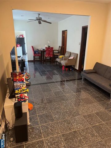 25 Burgess Place, Passaic, NJ 07055