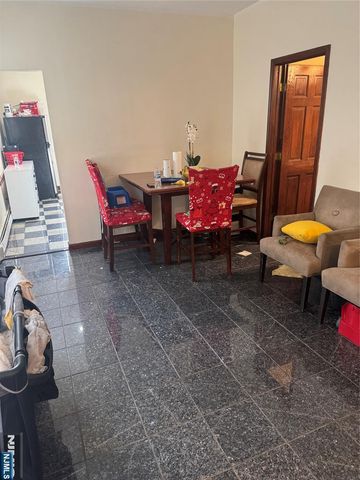 25 Burgess Place, Passaic, NJ 07055