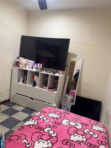 25 Burgess Place, Passaic, NJ 07055