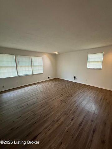 4206 Dover Rd, Louisville, KY 40216