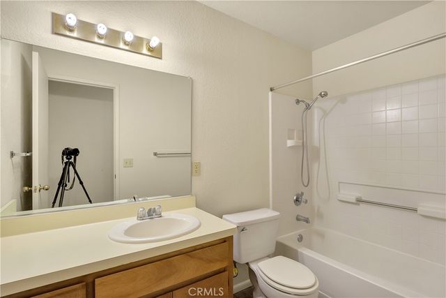 16 Silkwood, Chico, CA 95973