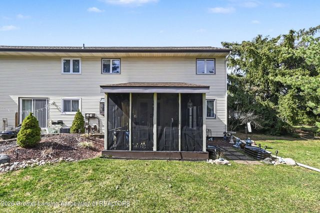 914 Timber Creek Drive 13, Grand Ledge, MI 48837