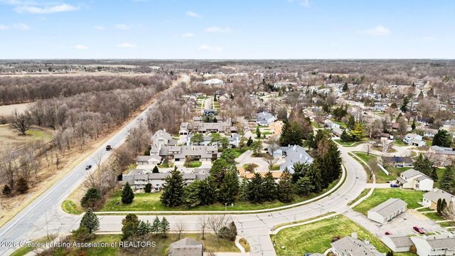 914 Timber Creek Drive 13, Grand Ledge, MI 48837