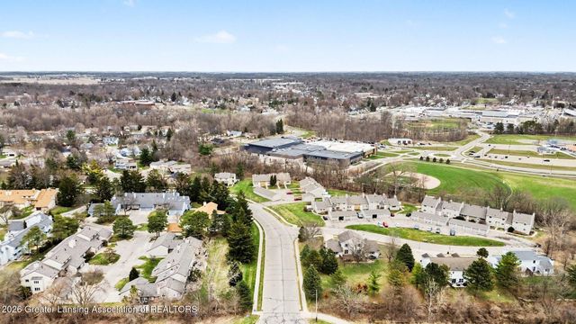 914 Timber Creek Drive 13, Grand Ledge, MI 48837