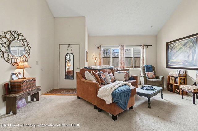 914 Timber Creek Drive 13, Grand Ledge, MI 48837