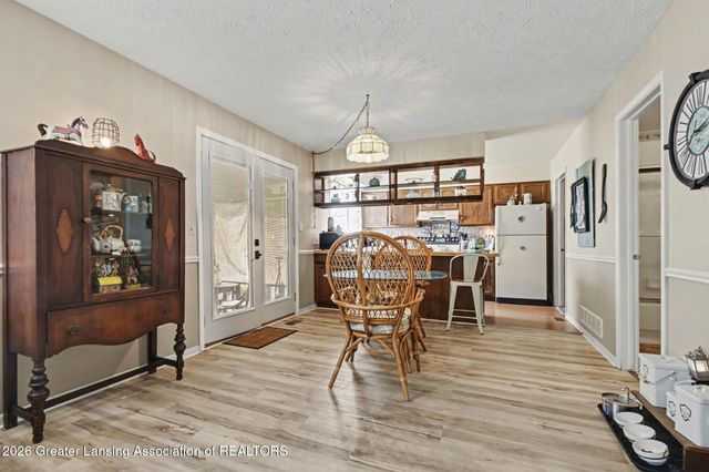 914 Timber Creek Drive 13, Grand Ledge, MI 48837