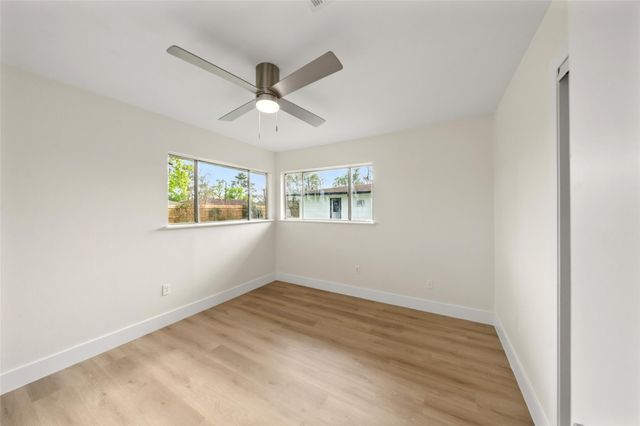 124 Lazy Lane, Baytown, TX 77520