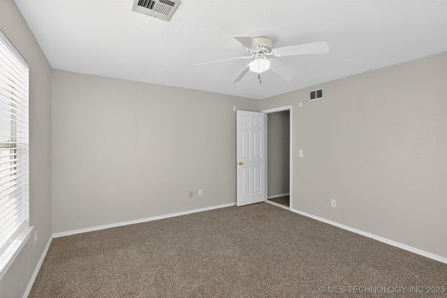 1429 N Yellowood Avenue, Broken Arrow, OK 74012