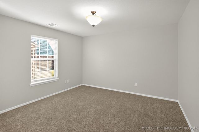 1429 N Yellowood Avenue, Broken Arrow, OK 74012