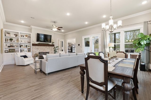 114 Lake Hudson Circle, Thibodaux, LA 70301