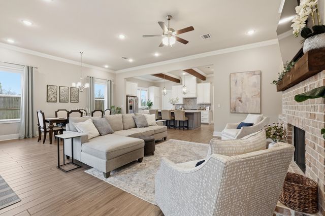 114 Lake Hudson Circle, Thibodaux, LA 70301