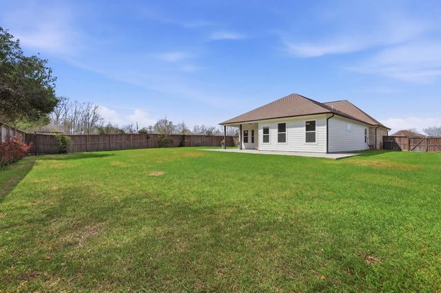 114 Lake Hudson Circle, Thibodaux, LA 70301