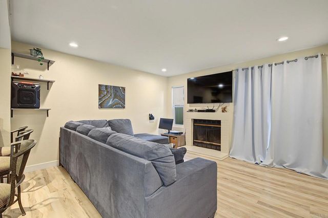 2039 Manzana Way, San Diego, CA 92139