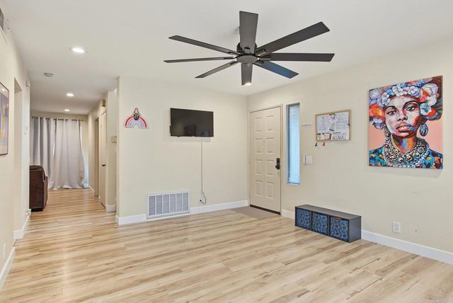 2039 Manzana Way, San Diego, CA 92139