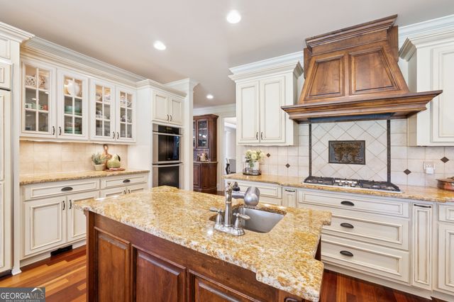 6935 Wakehurst Place, Cumming, GA 30040