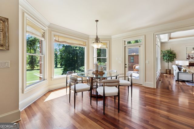 6935 Wakehurst Place, Cumming, GA 30040