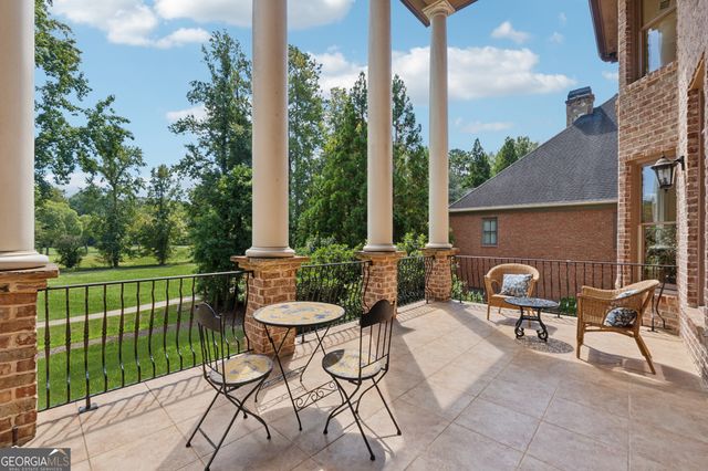 6935 Wakehurst Place, Cumming, GA 30040