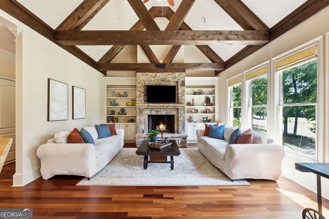 6935 Wakehurst Place, Cumming, GA 30040