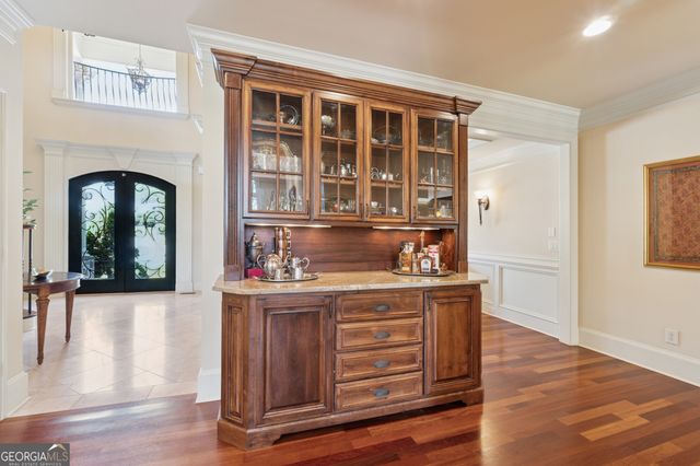6935 Wakehurst Place, Cumming, GA 30040