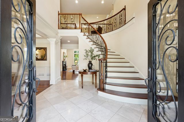 6935 Wakehurst Place, Cumming, GA 30040