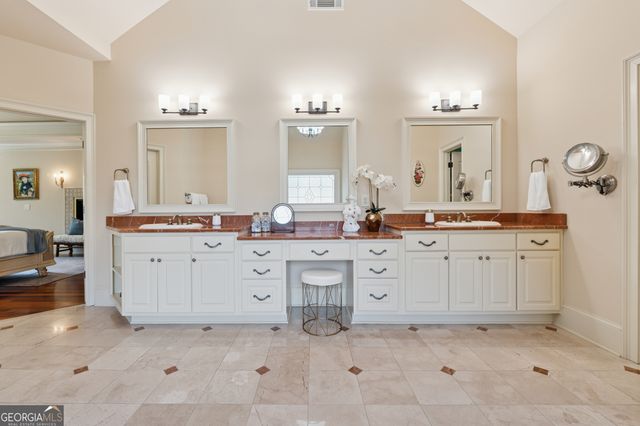 6935 Wakehurst Place, Cumming, GA 30040