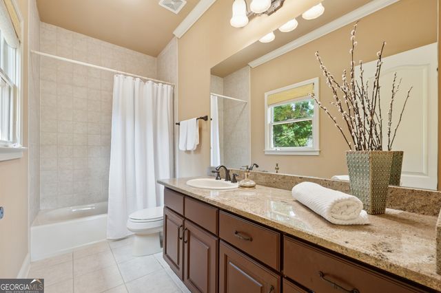 6935 Wakehurst Place, Cumming, GA 30040