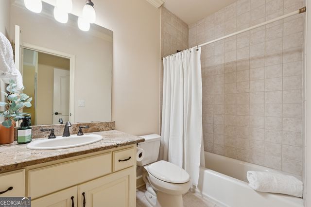 6935 Wakehurst Place, Cumming, GA 30040