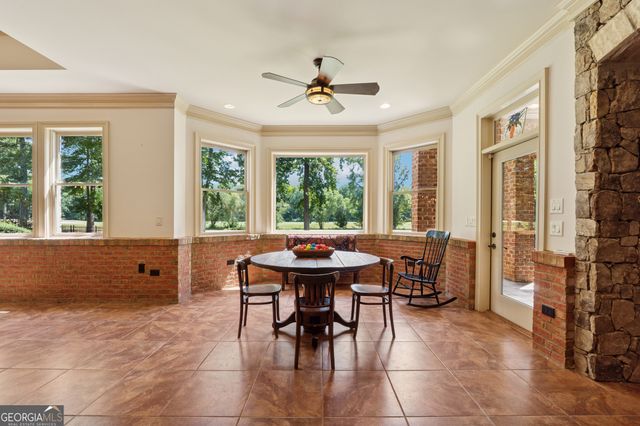 6935 Wakehurst Place, Cumming, GA 30040
