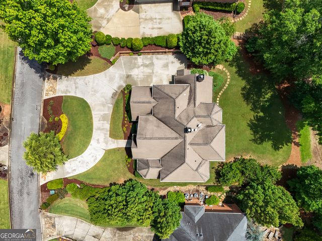 6935 Wakehurst Place, Cumming, GA 30040