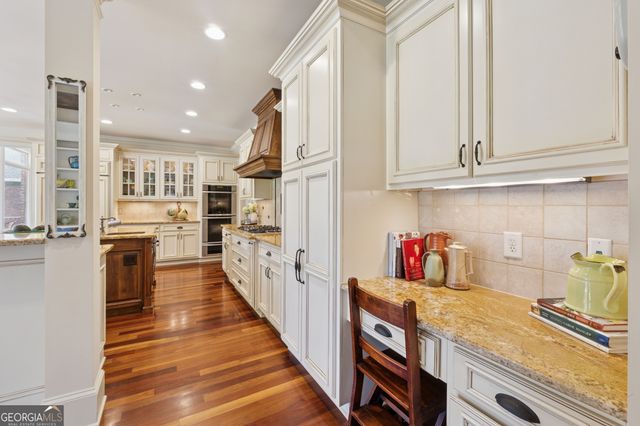 6935 Wakehurst Place, Cumming, GA 30040
