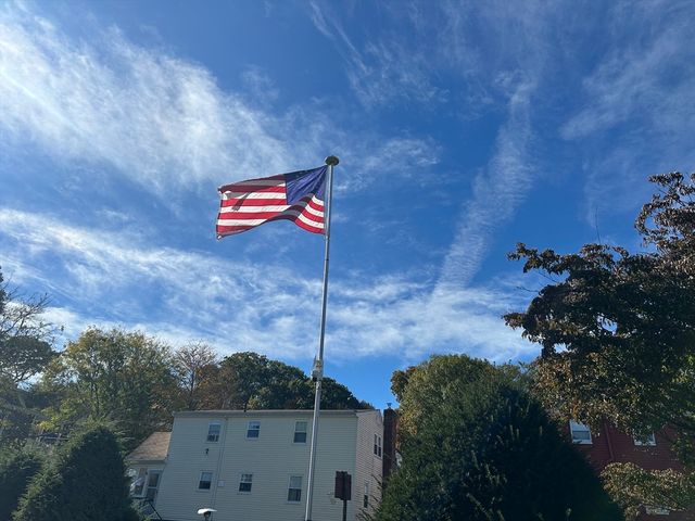 29 Orange St. B, Boston, MA 02131