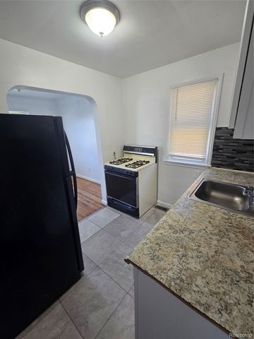 8842 Longacre Street, Detroit, MI 48228